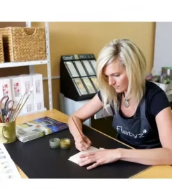 Flatyz, bougie décorative scandinave Bougie Déco Sapin De Noël Fantasie Et Boules Colorees